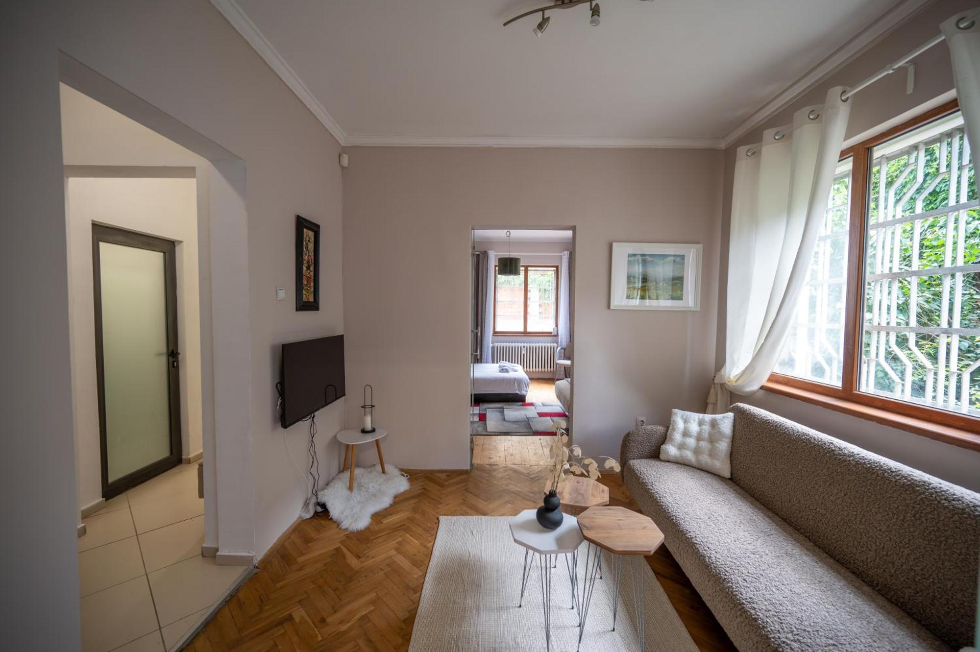 Beautiful Two-Bedroom Apartment In City Center Sofya Dış mekan fotoğraf
